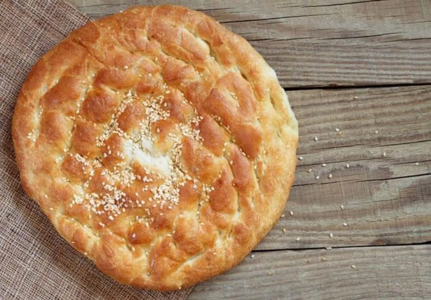 تميس بالجبن الرومي