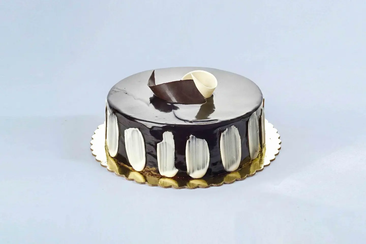Brown Chocolate Cake Mold
