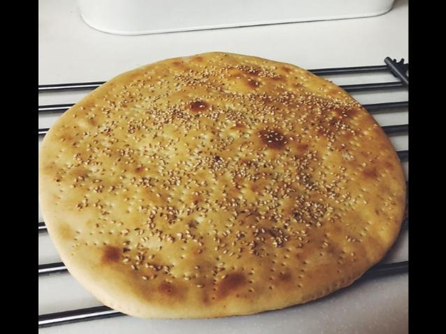 تميس بالسمسم