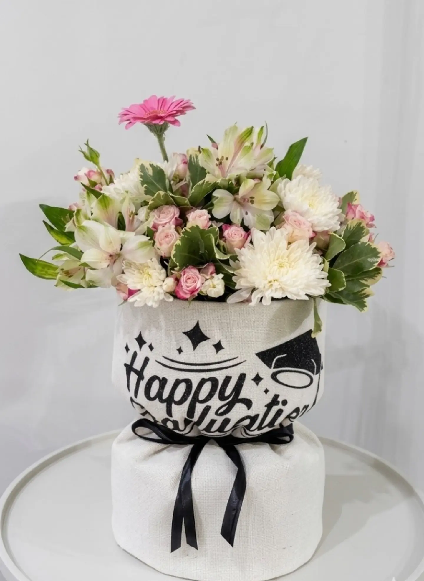 A Luxurious Graduation Bouquet An Elegant Gift Arrangement