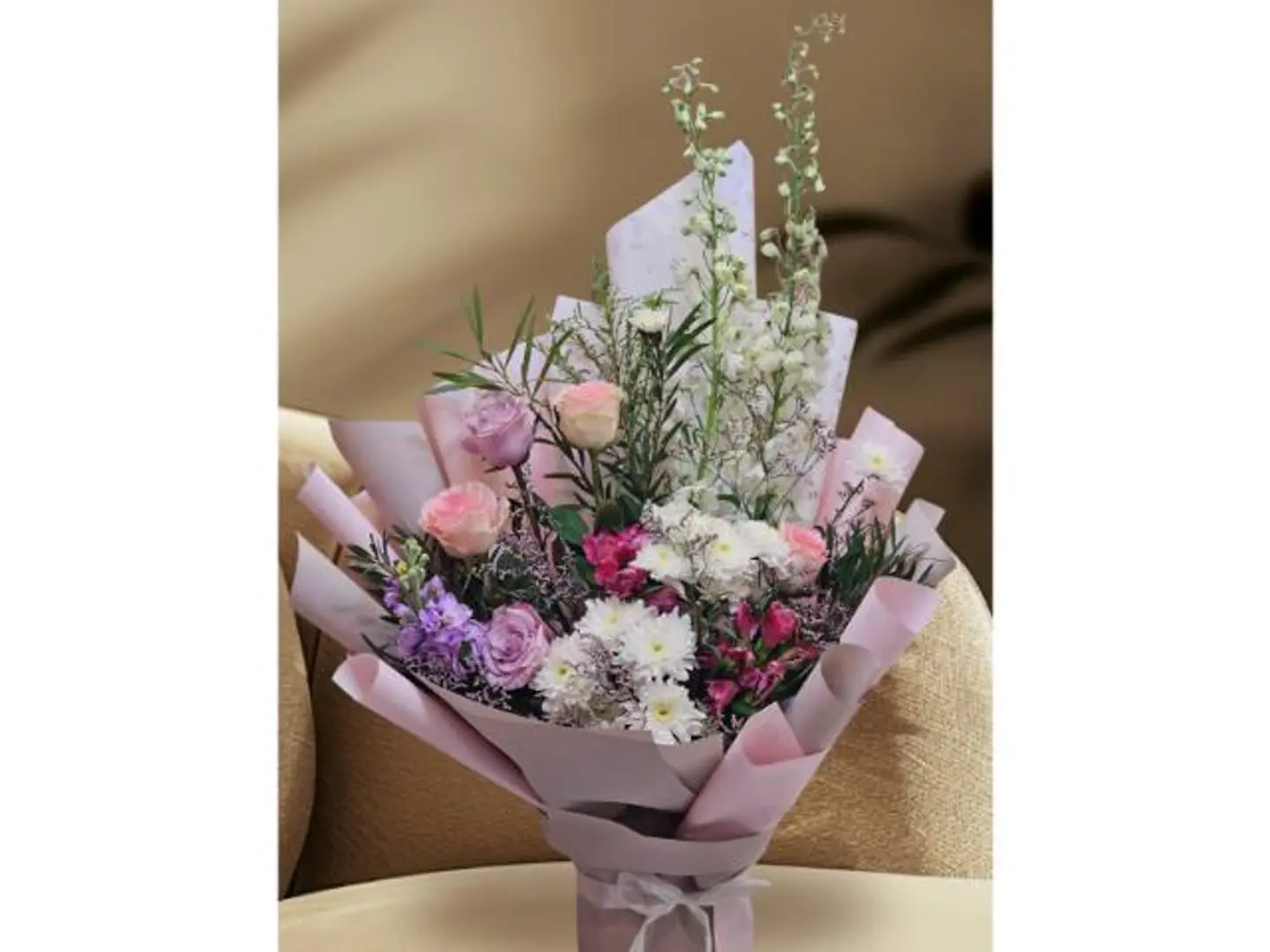 باقه الدلفنيوم متألقه وفاخره