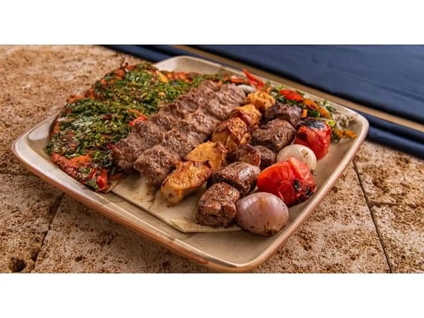 طبق مشاوي مشكل اكسترا لحم عجل فيليه مبرد