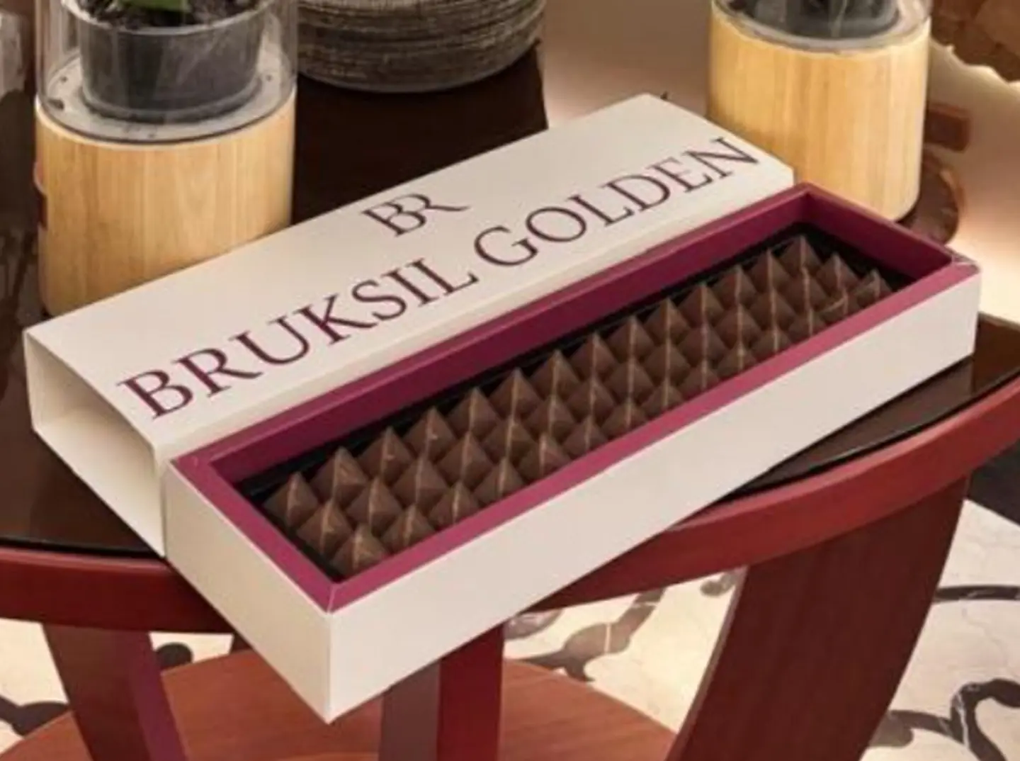 قناش مقرمش - بروكسل