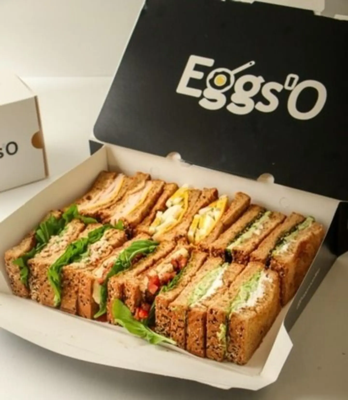 Brown Toast Box