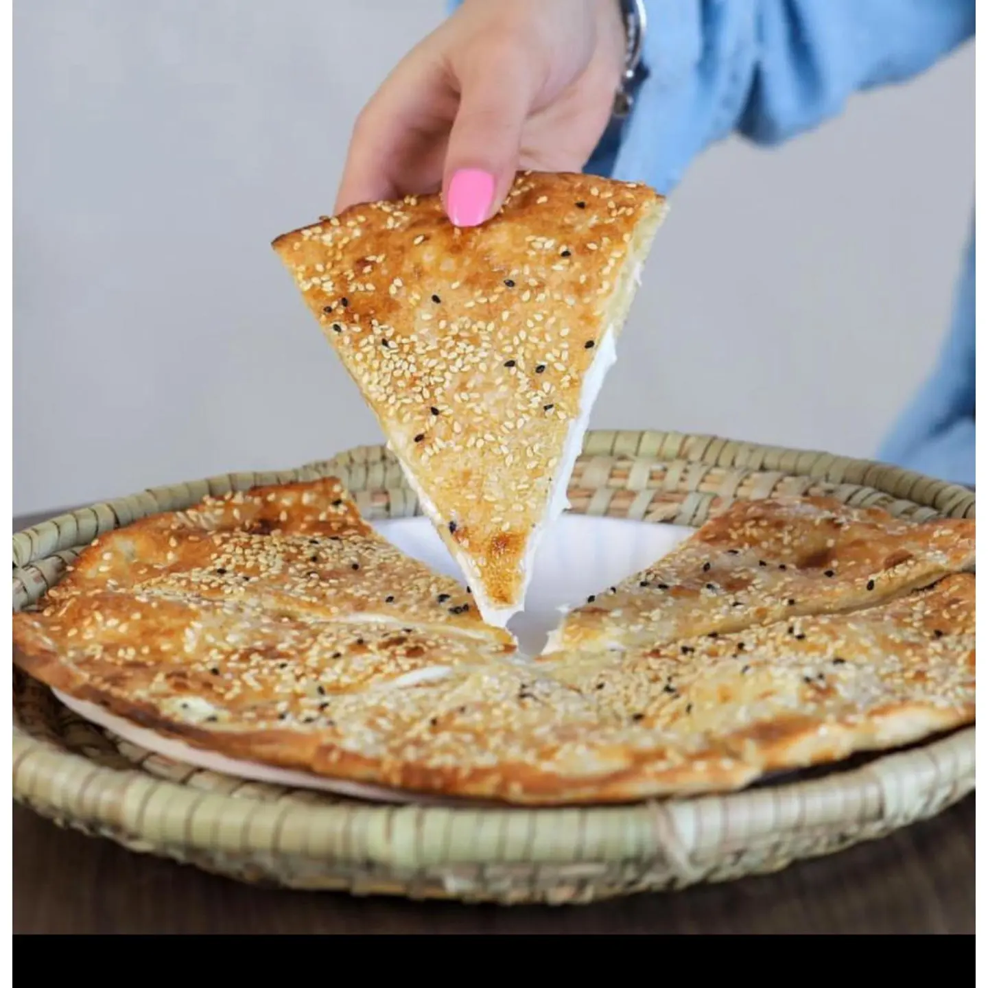 خبز جبن سائل