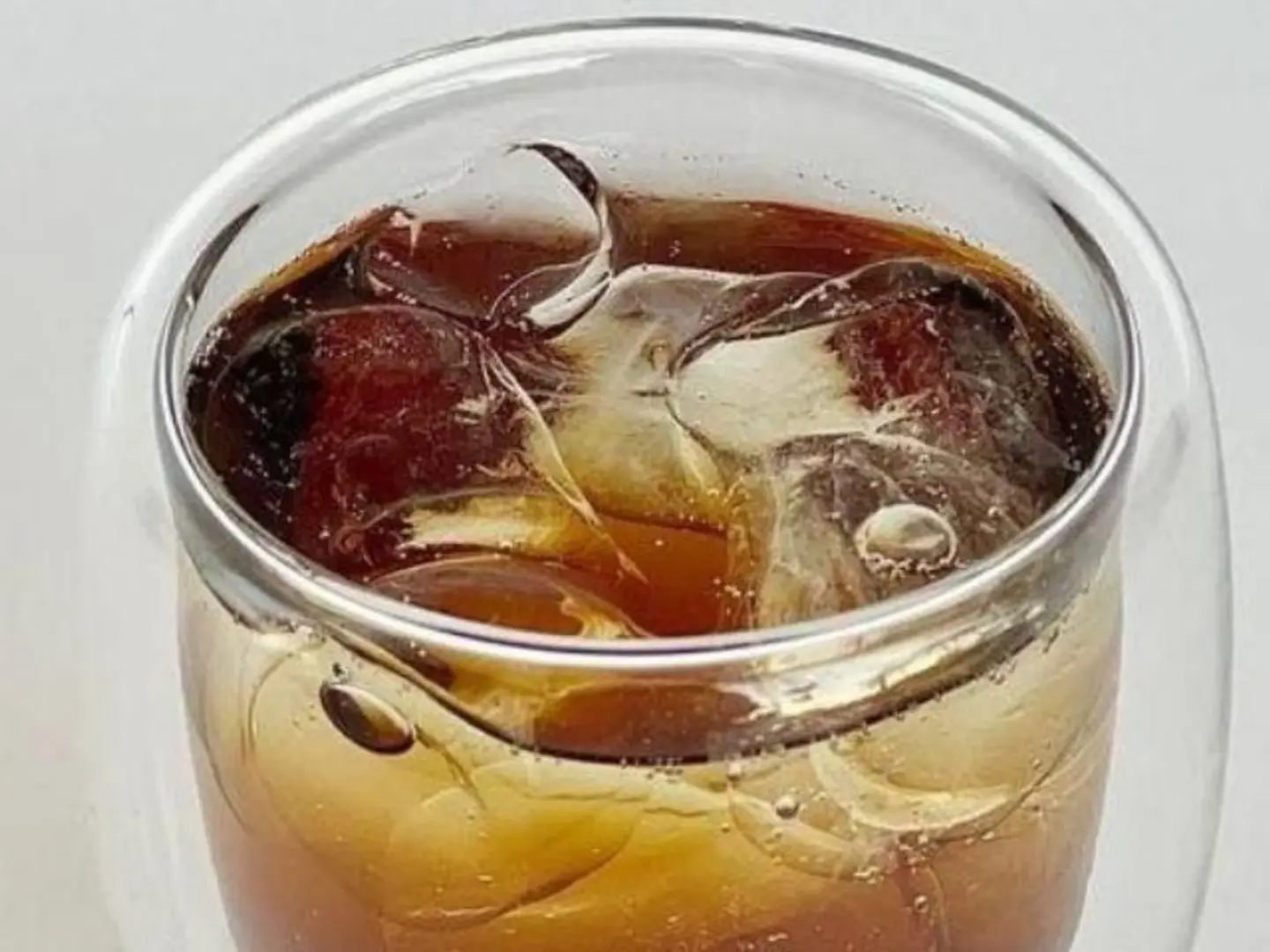 ايس تي خوخ