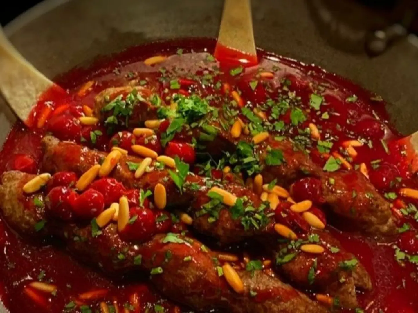 الكباب بصلصة الكرز