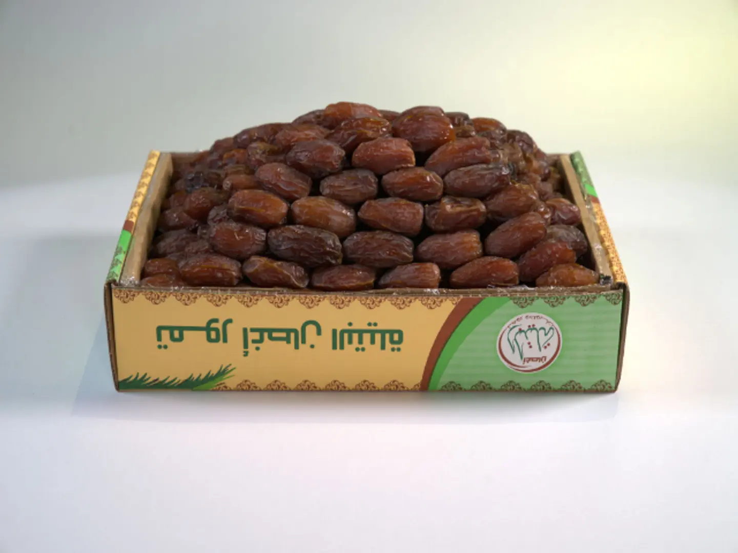 تمر مجدول ملكي