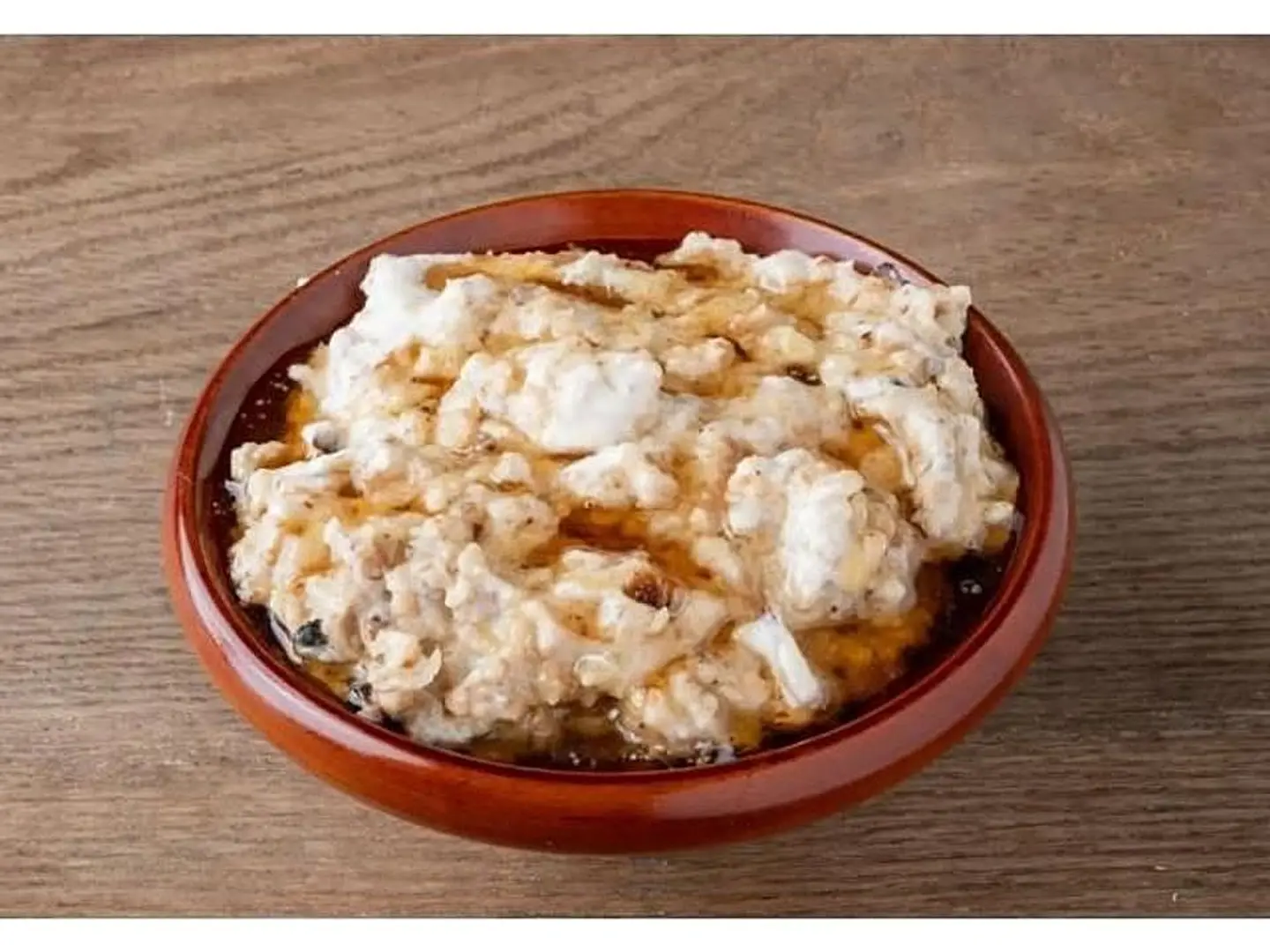 Fatteh With Cream And Honey