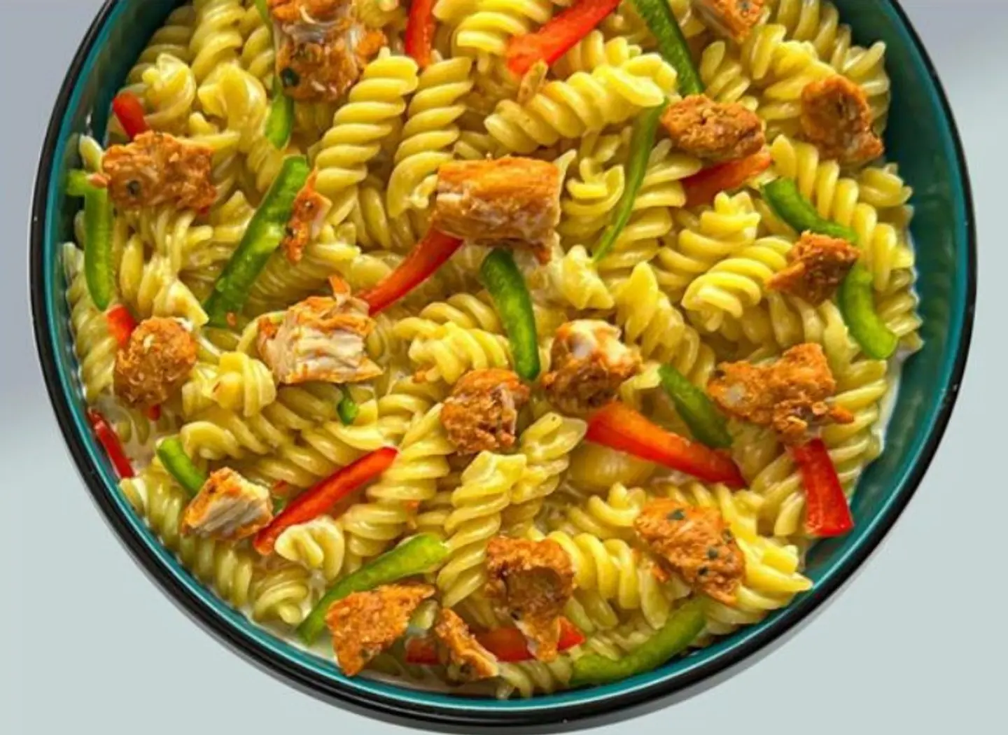 White Pasta With Chicken