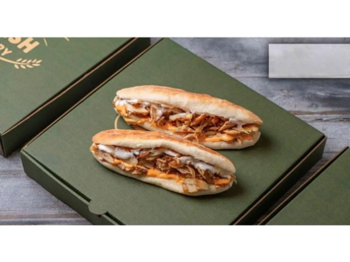 ساندوتش شاورما خبز عراقي