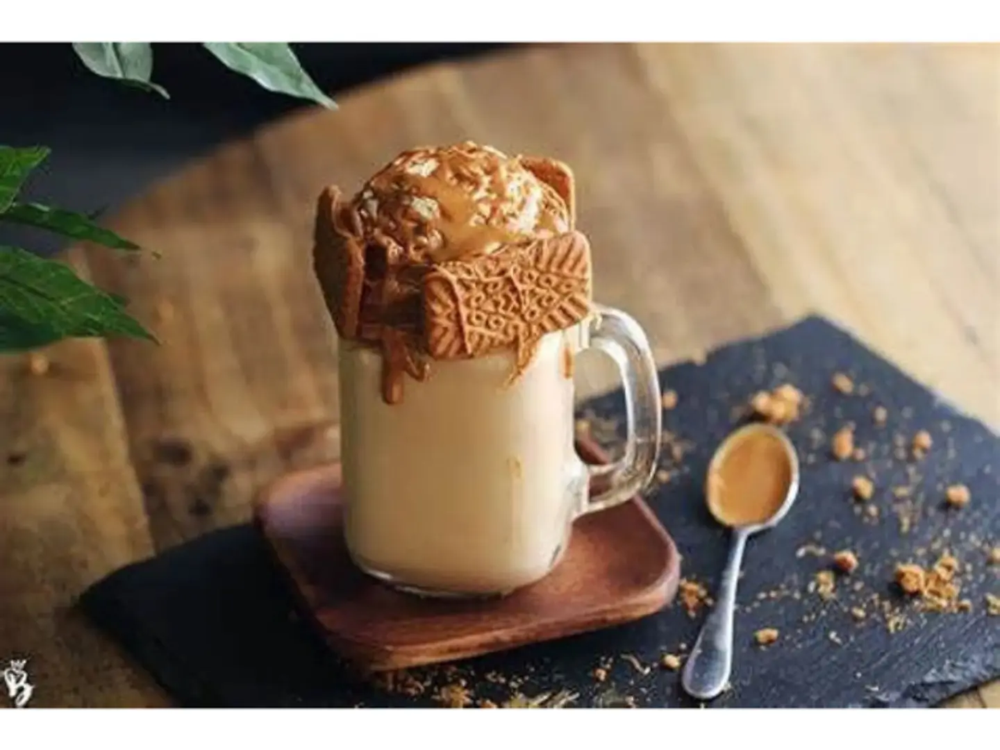 Lotus Milkshake