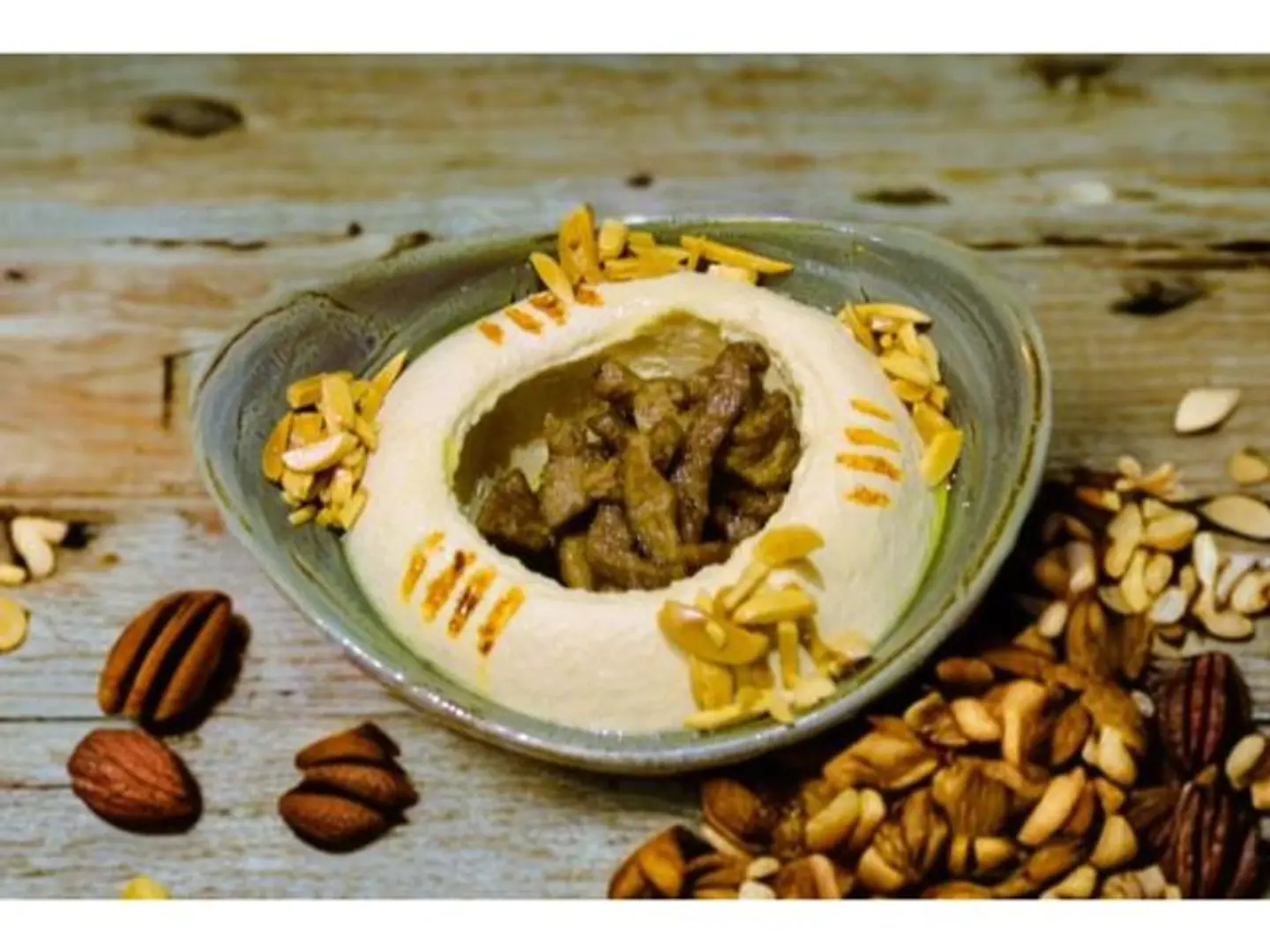 Hummus With Meat