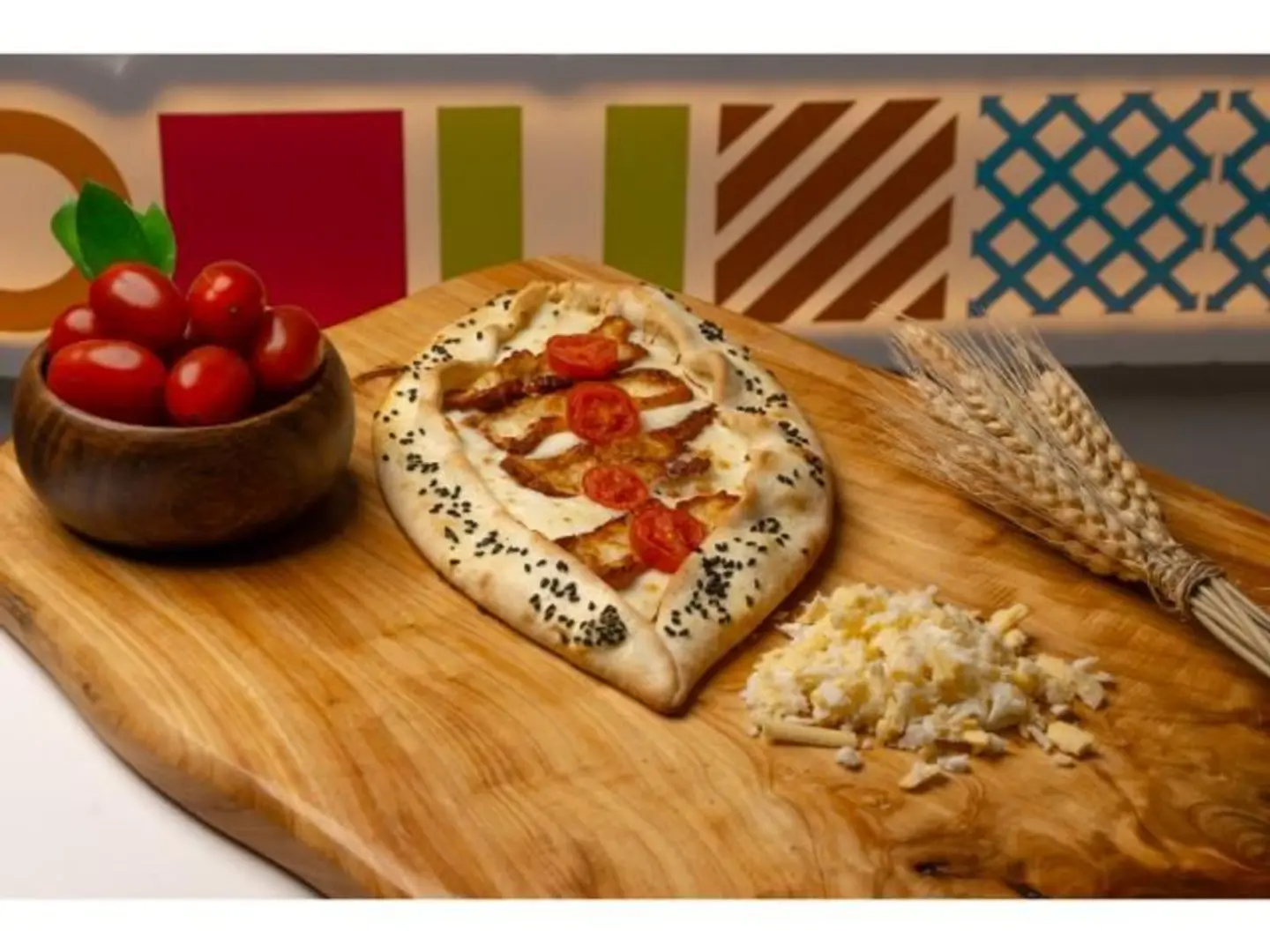 قارب جبن حلومي