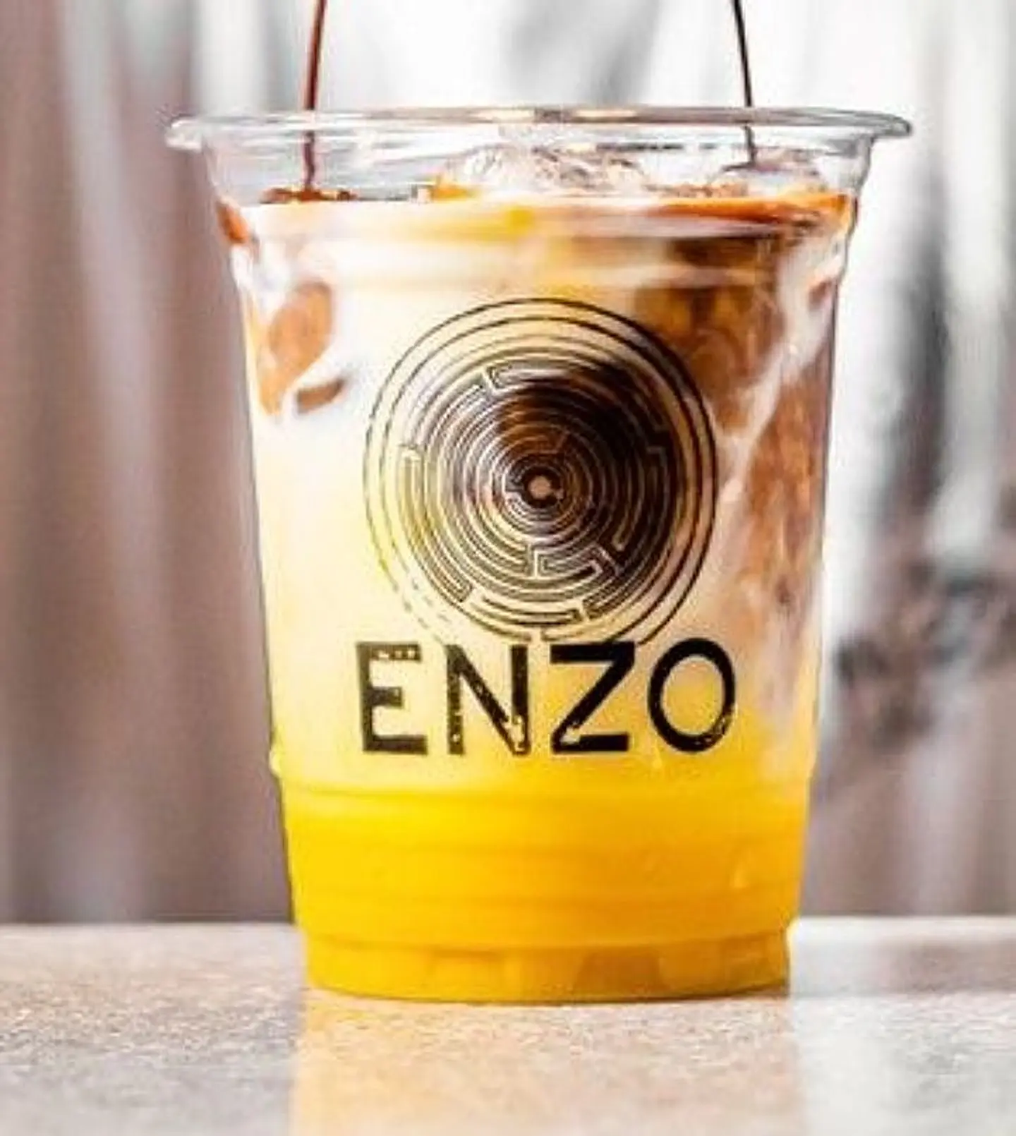 ايس زعفران لاتيه