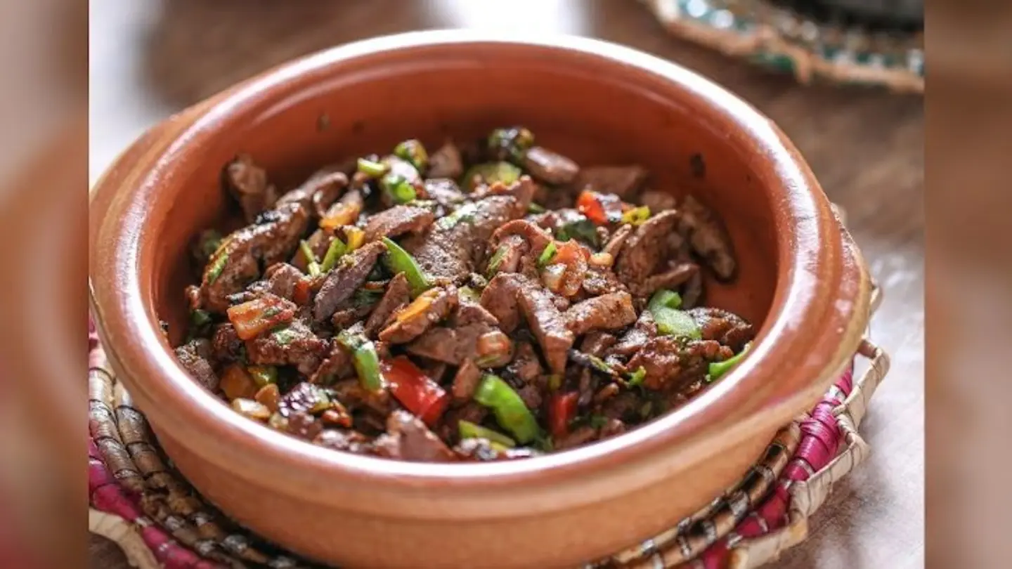 Meat Mgalgal Tagine