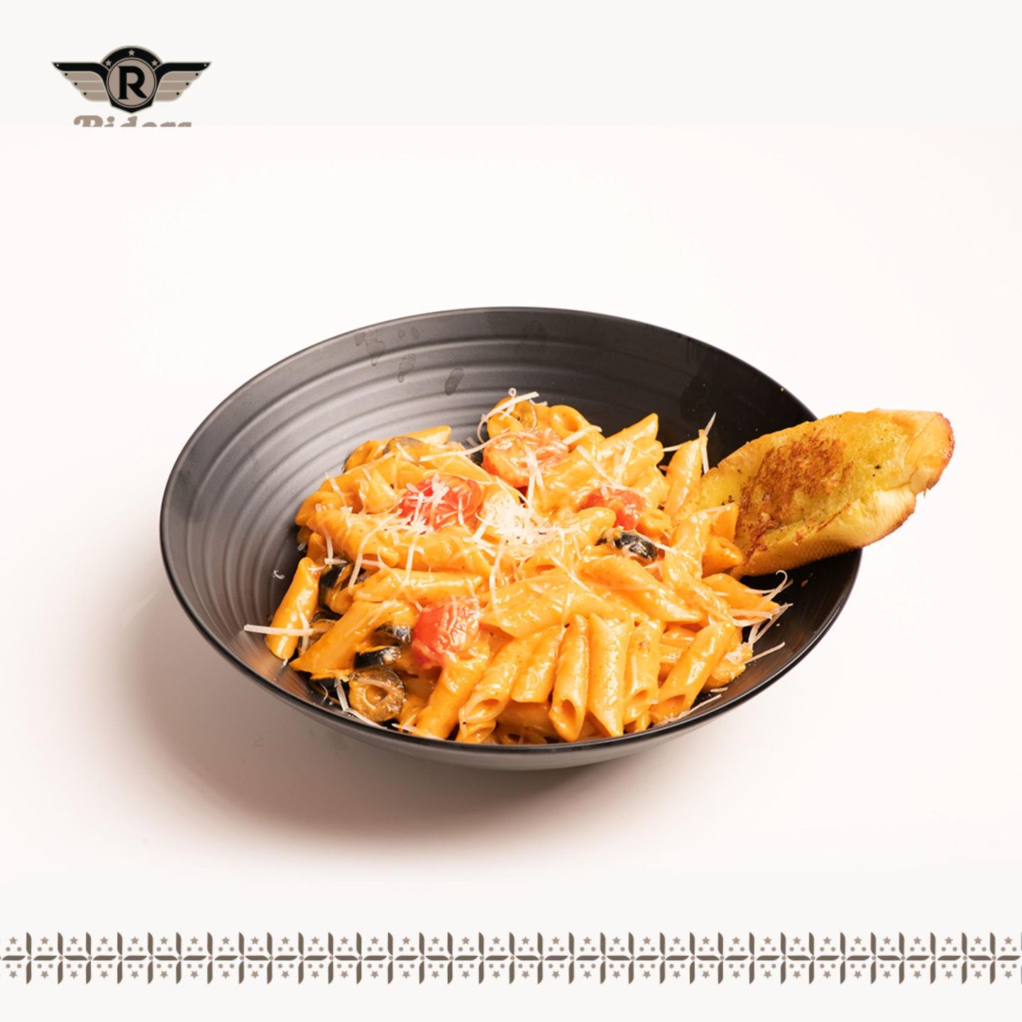 Penne Pasta With Pink Sauce