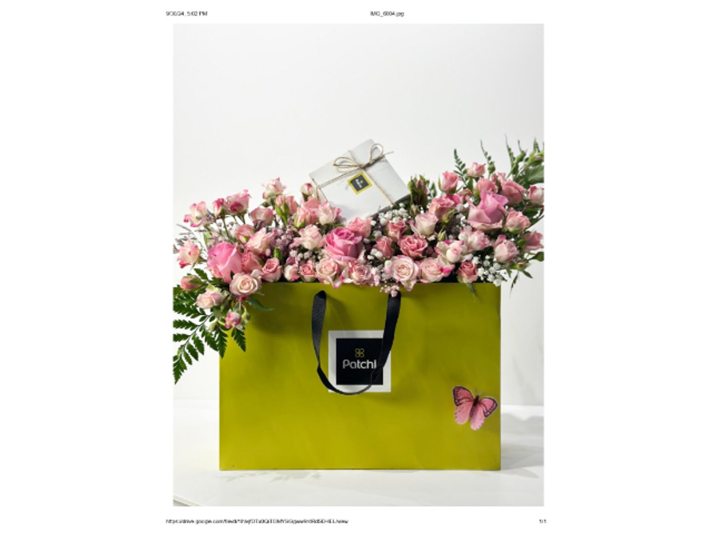 Bag Of Flowers With Chocolate1