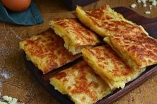 مطبق حلو بالقشطة والجبنة