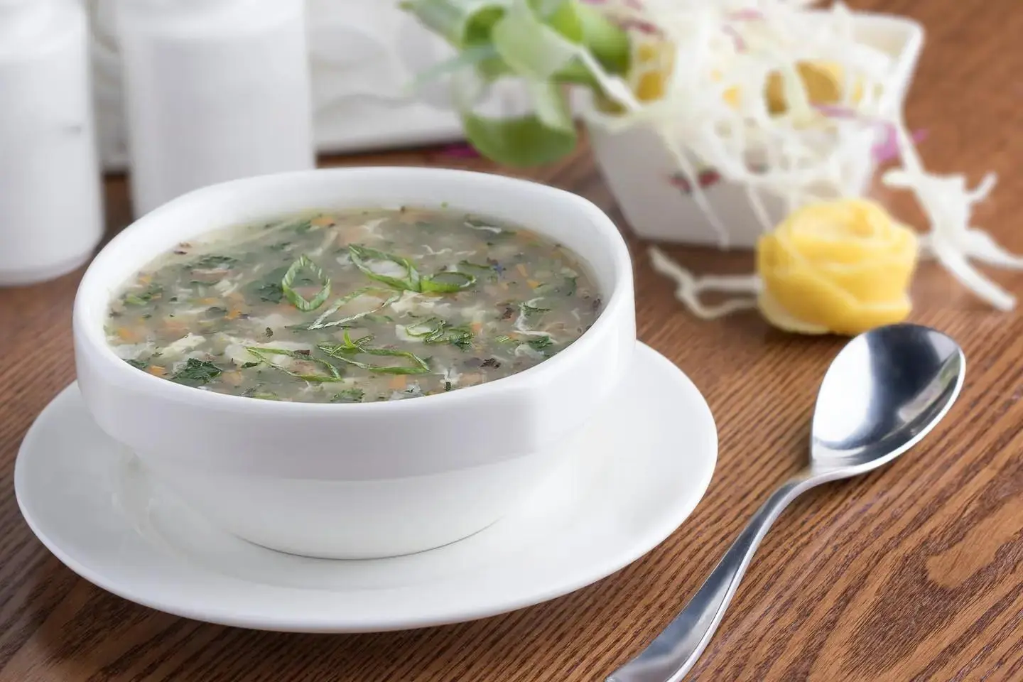 شوربة دجاج مع نعنا