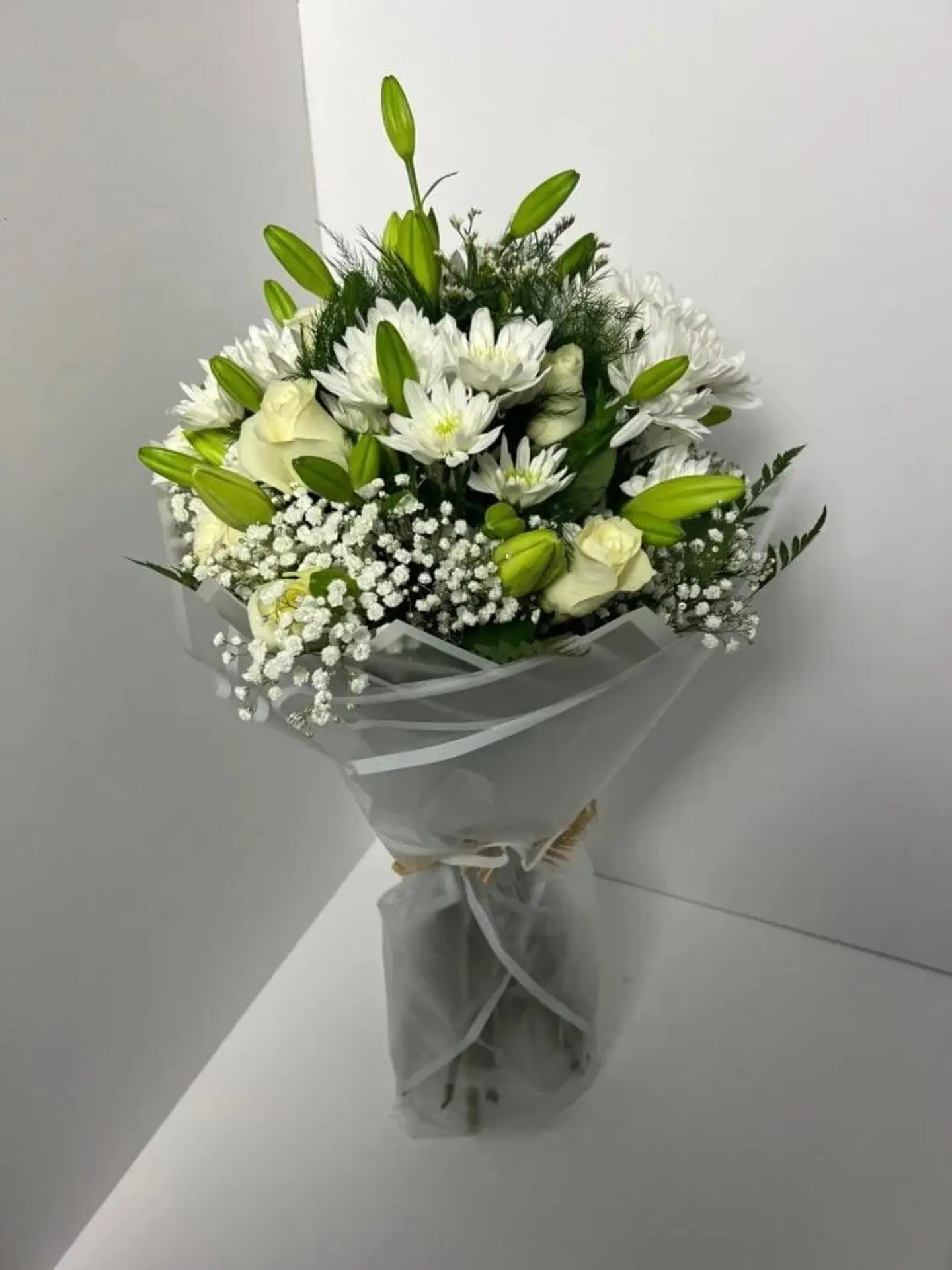 Large Hand Bouquet White