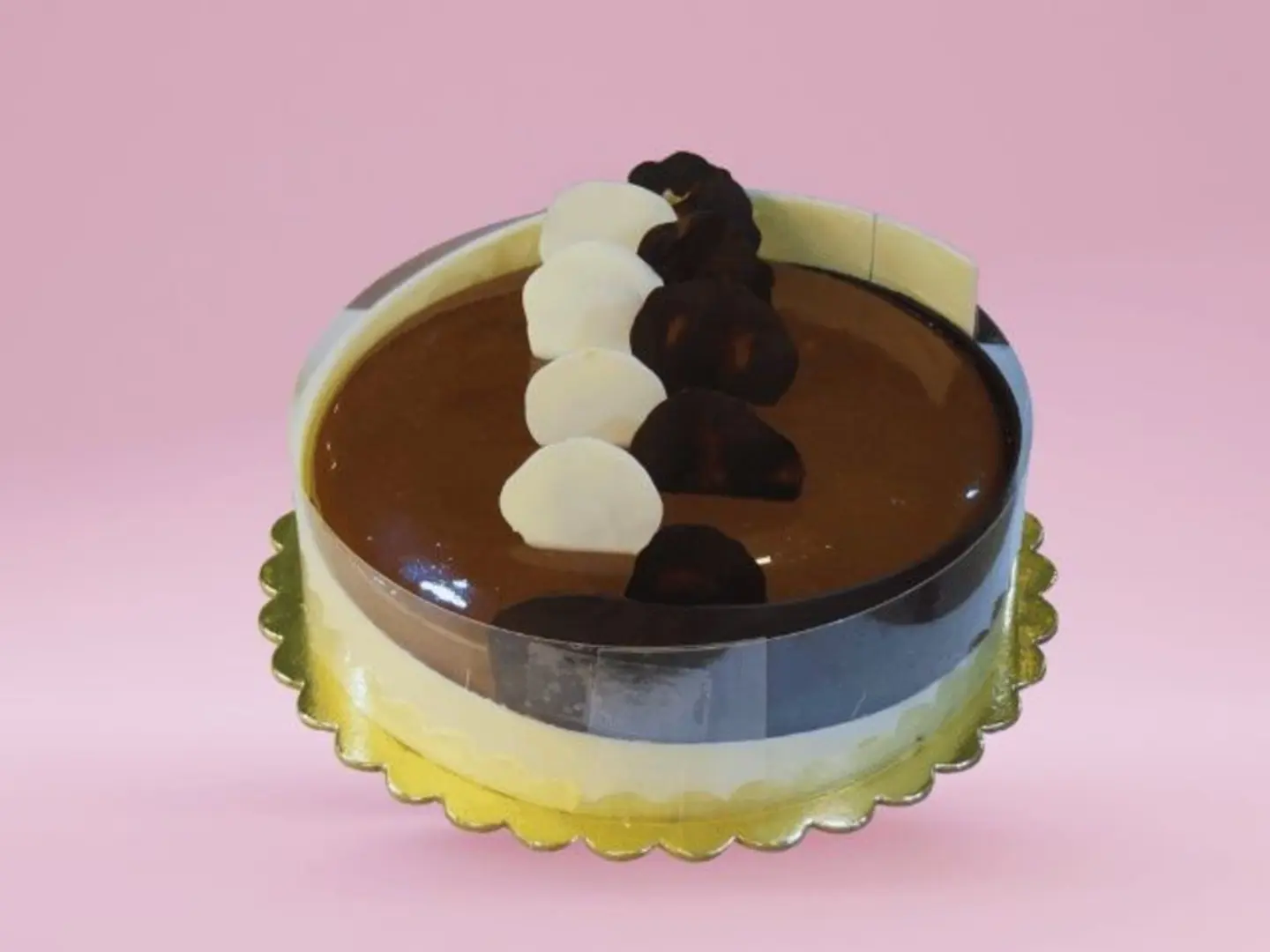 كيكة الشوكولاته بالبندق