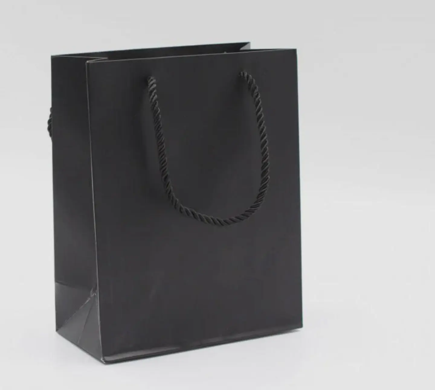 كيس هدايا حجم صغير