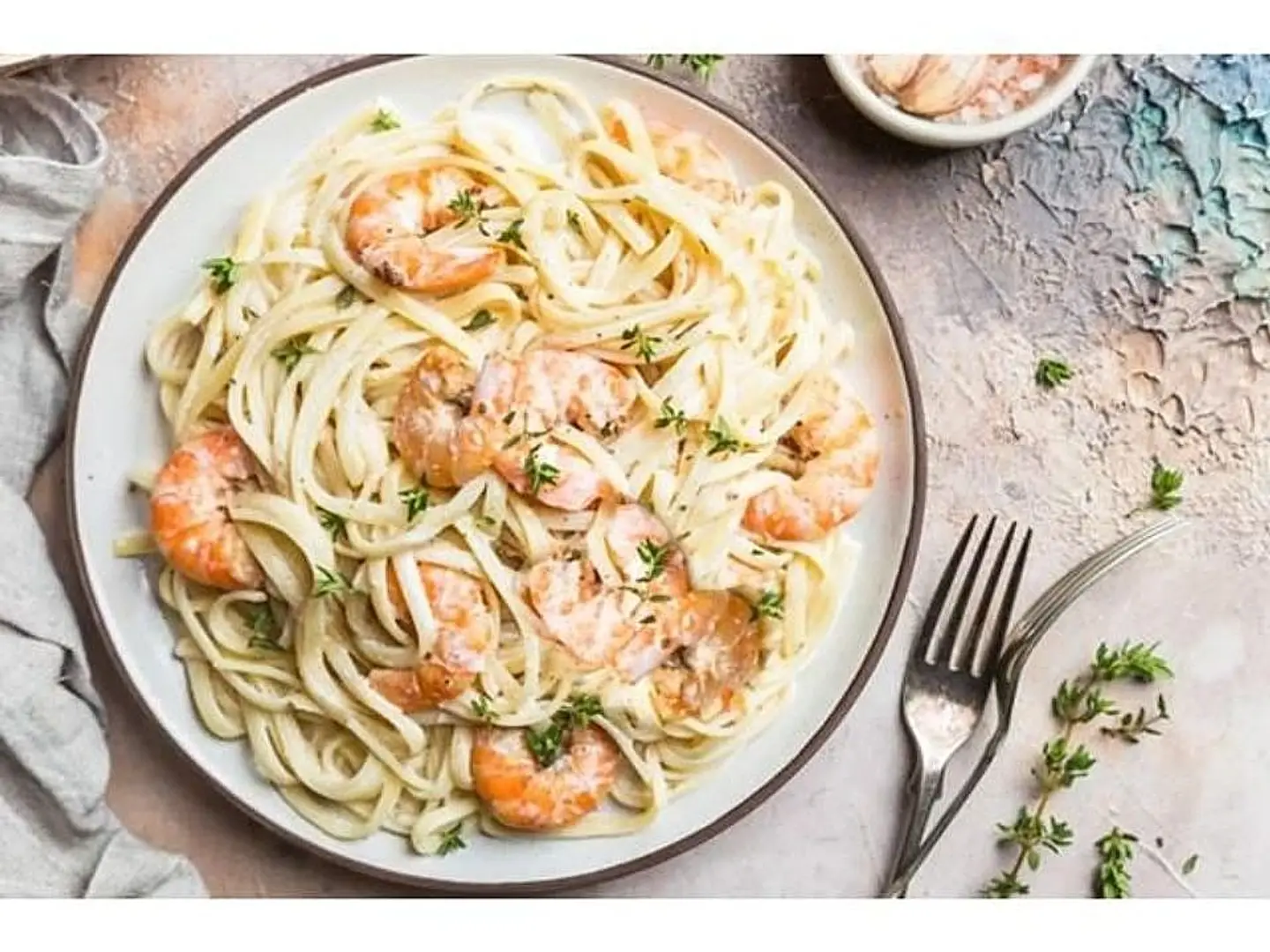 مكرونة سي فود ابيض