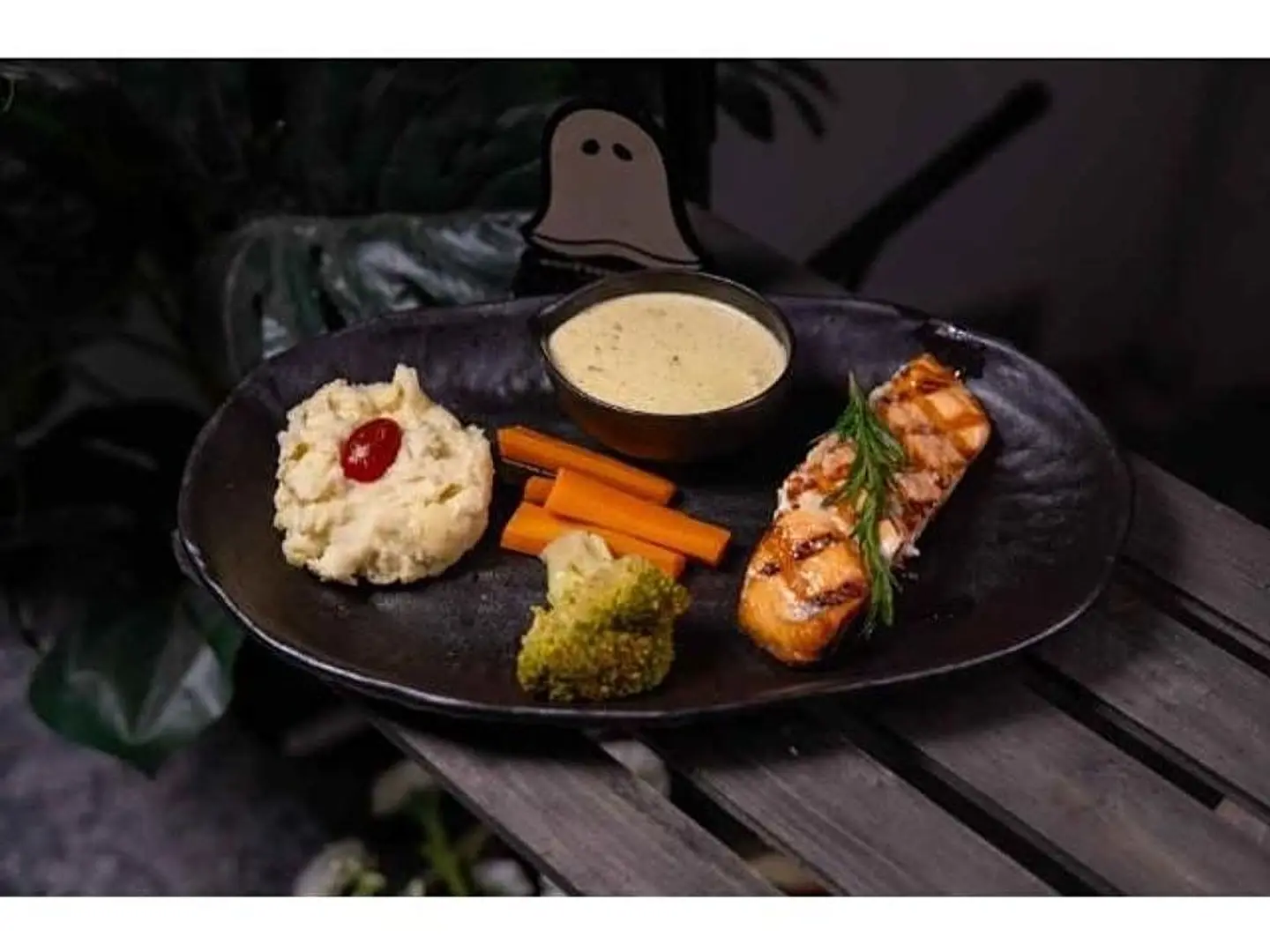 سالمون مشوي