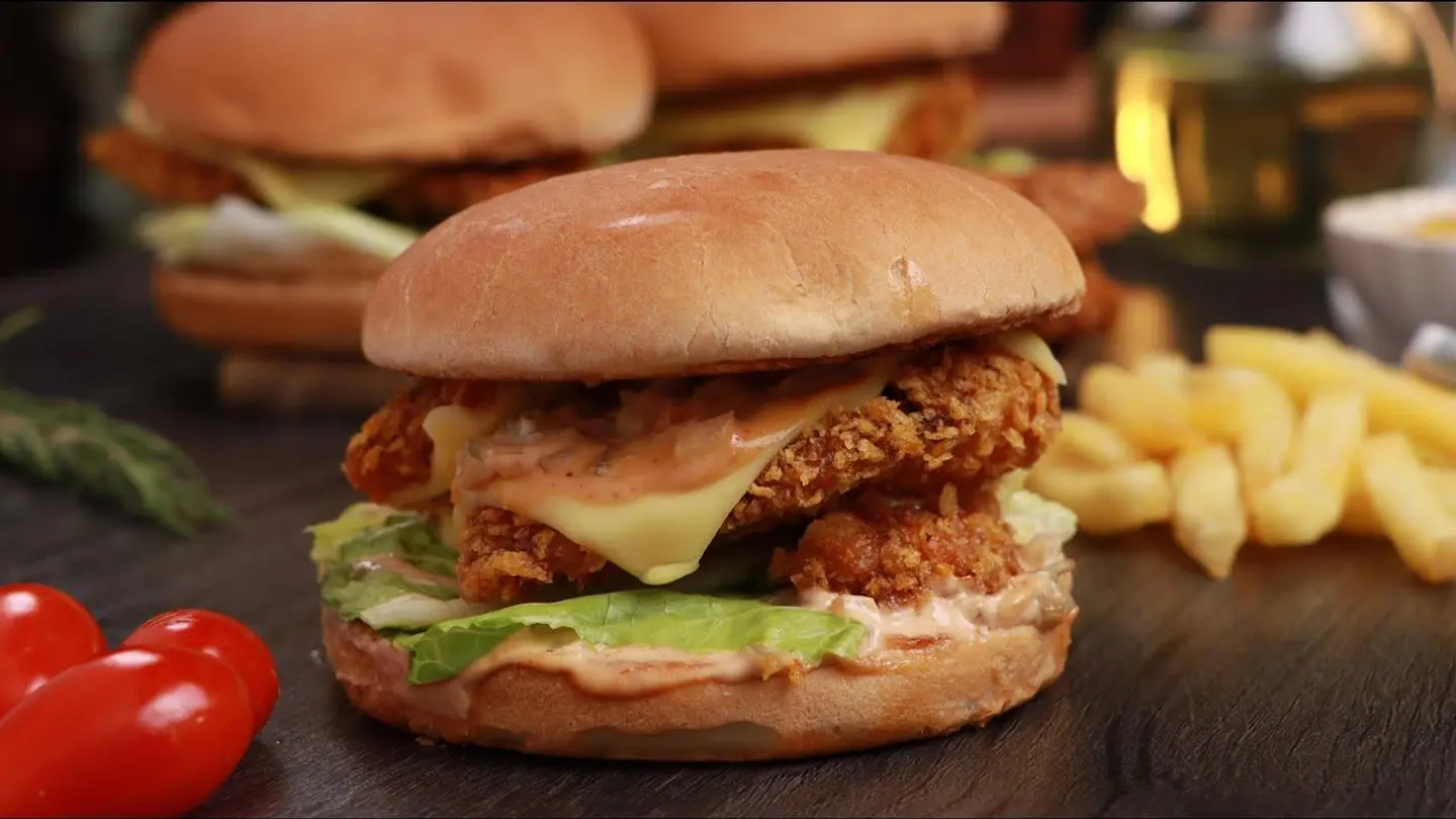 برجر دجاج كرسبي