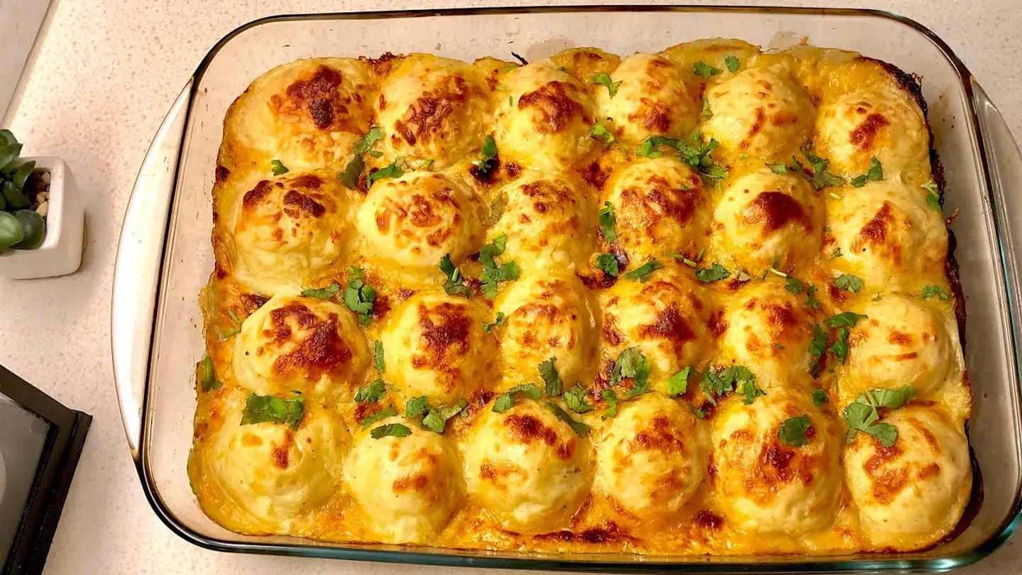 Tray Of Potato Balls With Chicken