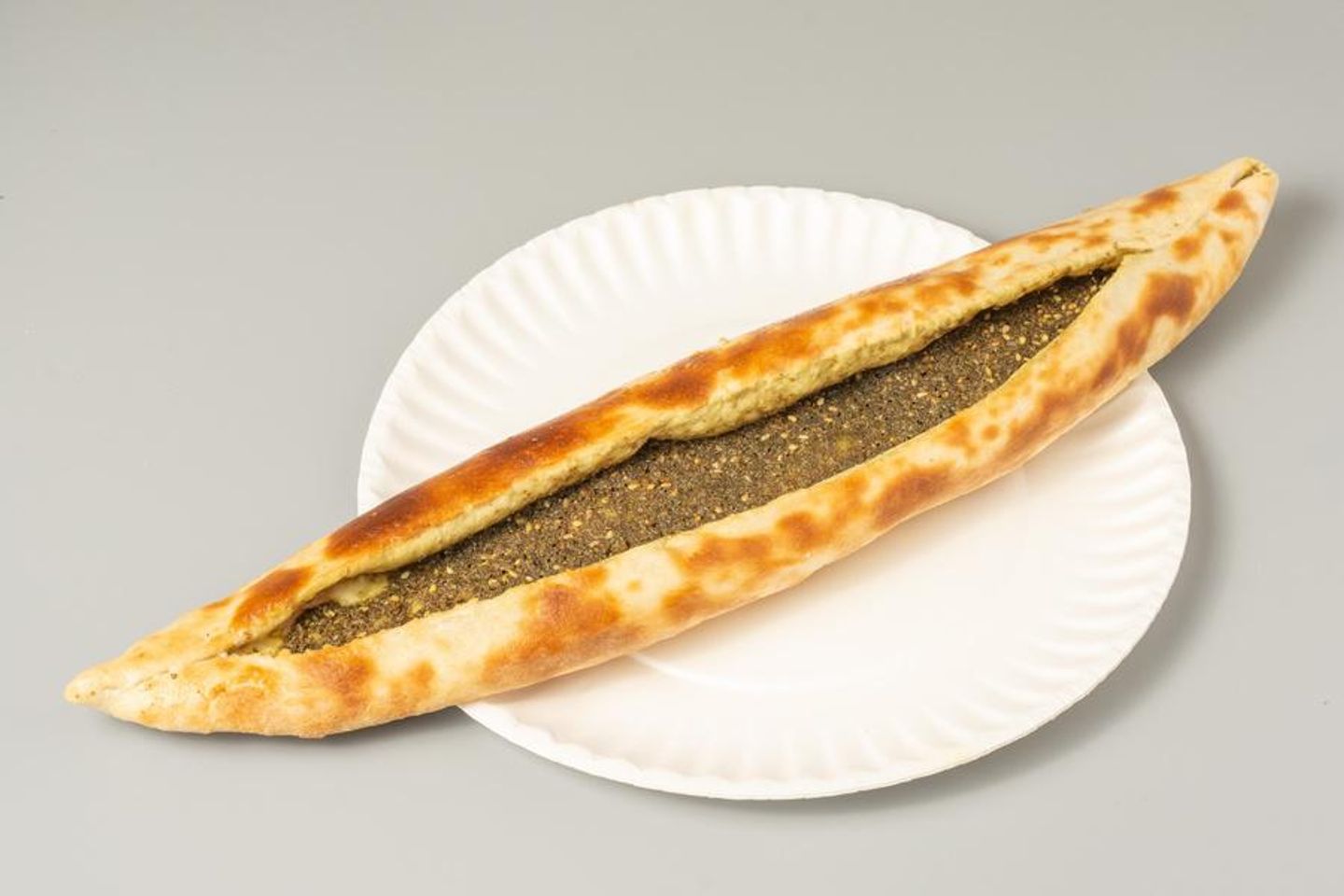 فطيرة لبنة بالزعتر