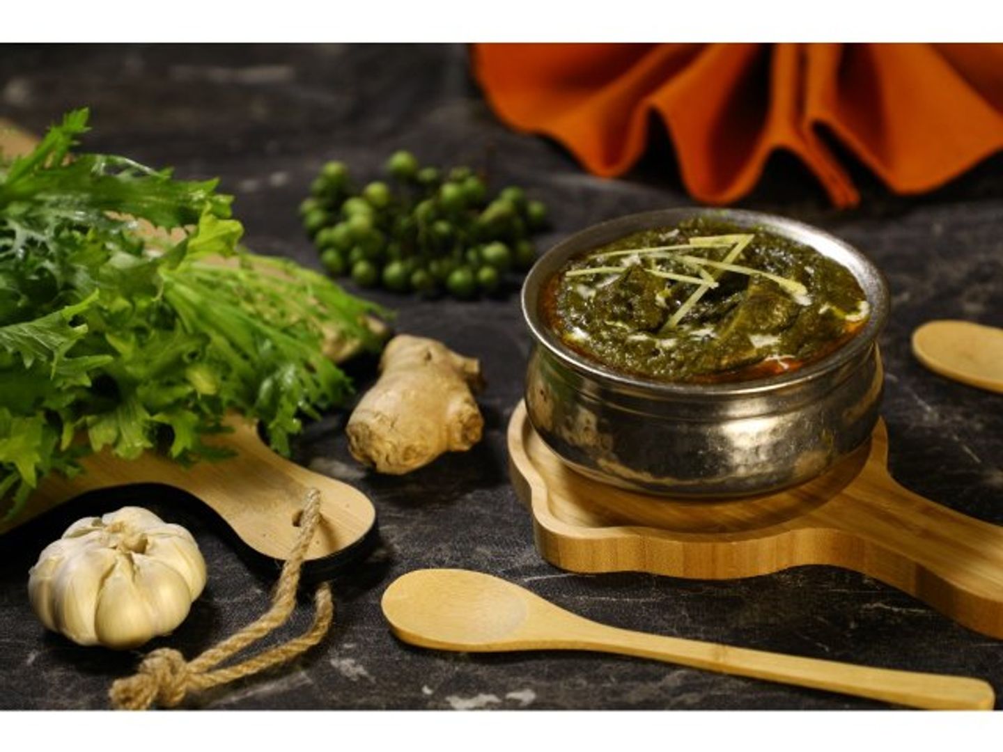 Spinach With Meat