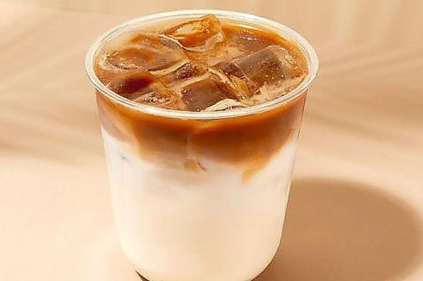 Ice Shaken White Mocha