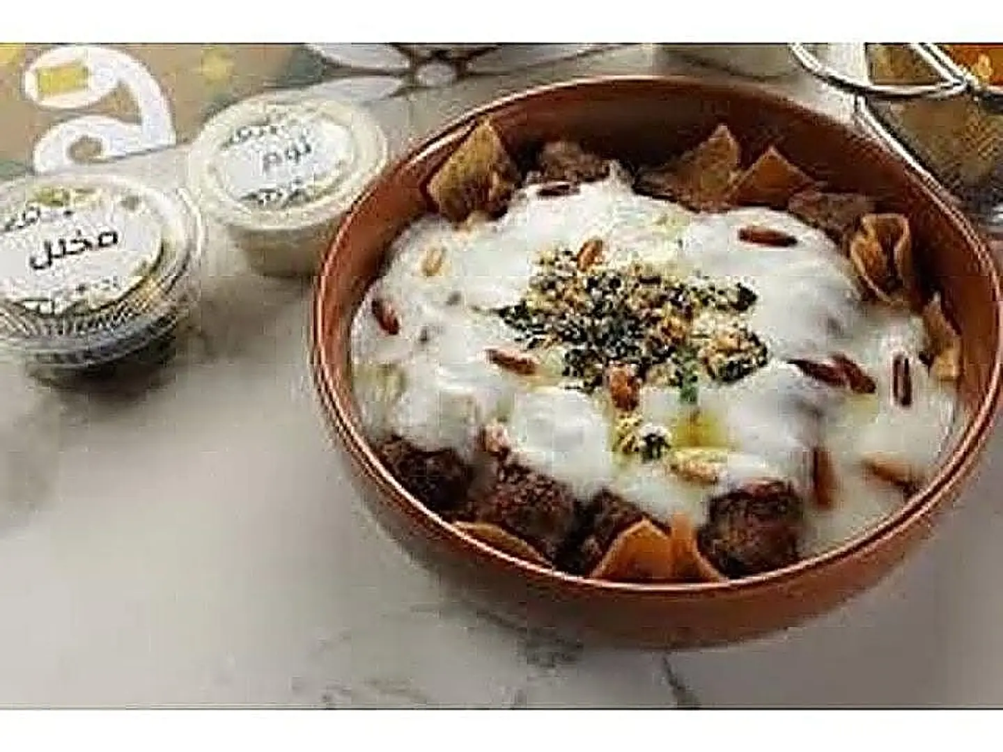 كباب لحم باللبنة بالفرن