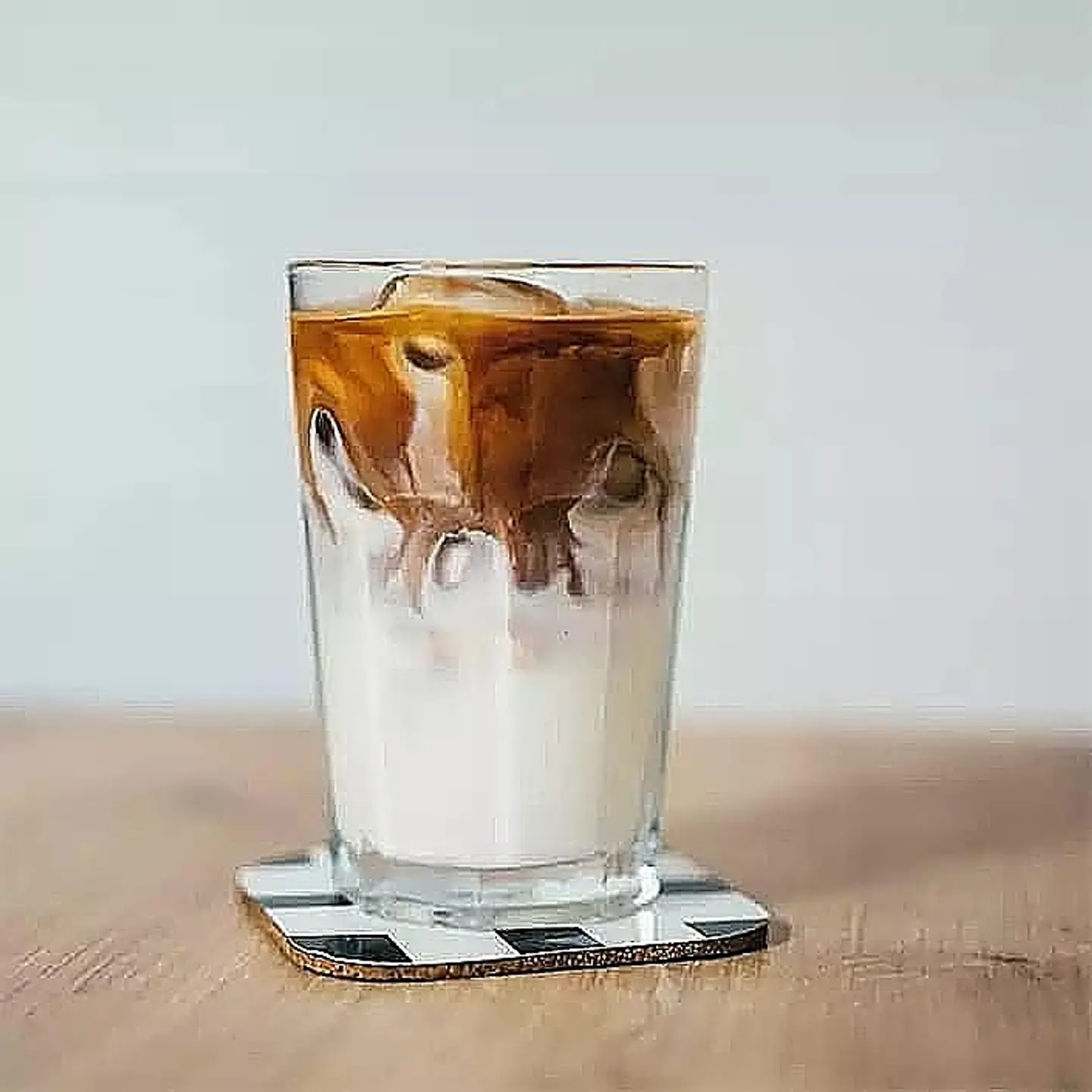 ايس لاتية