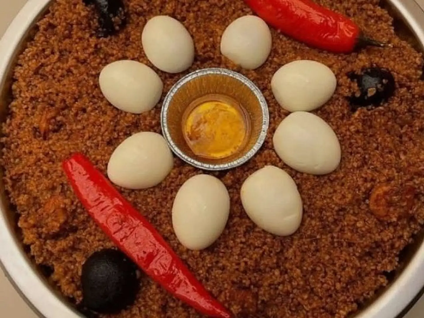 مفلق بالدجاج