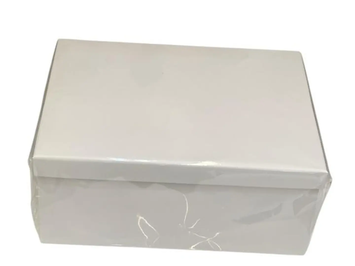 بوكس ابيض كبير