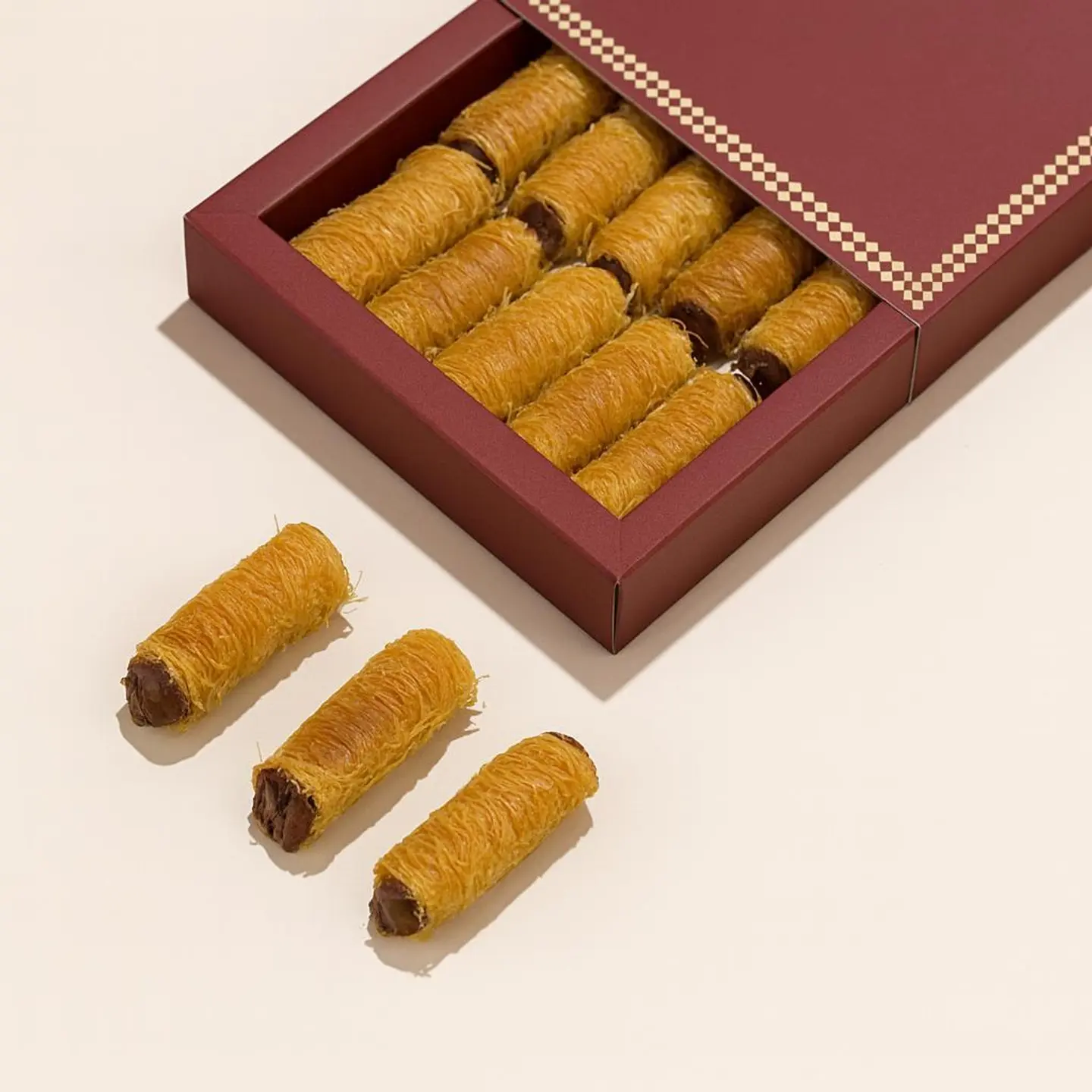 علبة كنافة اصابع كندر كبير