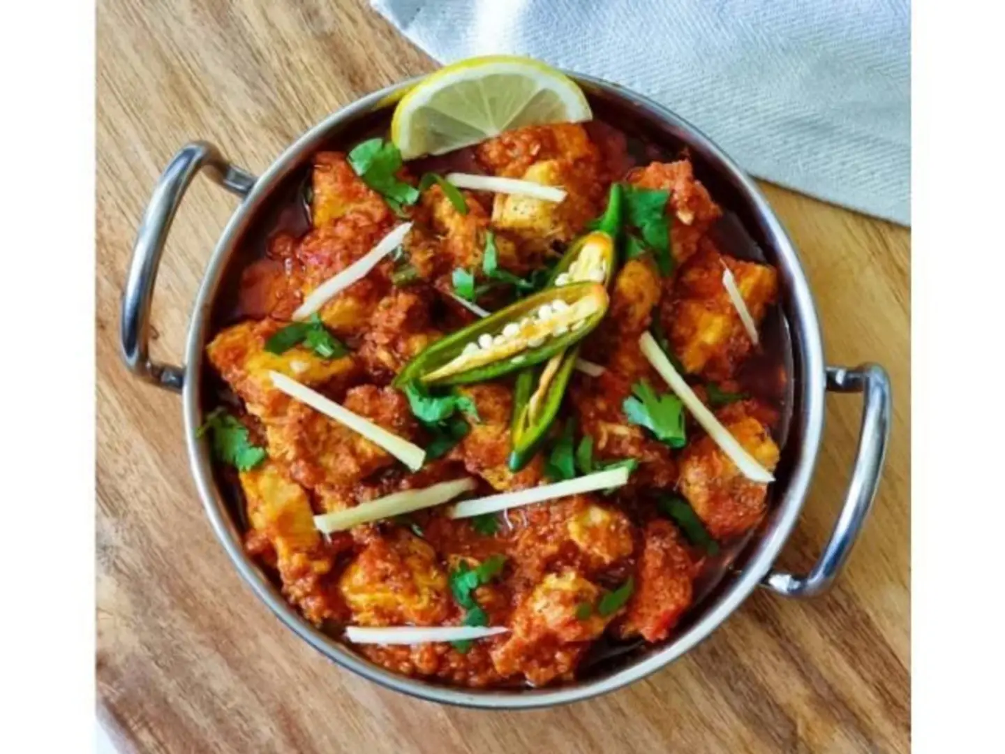 دجاج كراهي (نصف كيلوغرام)