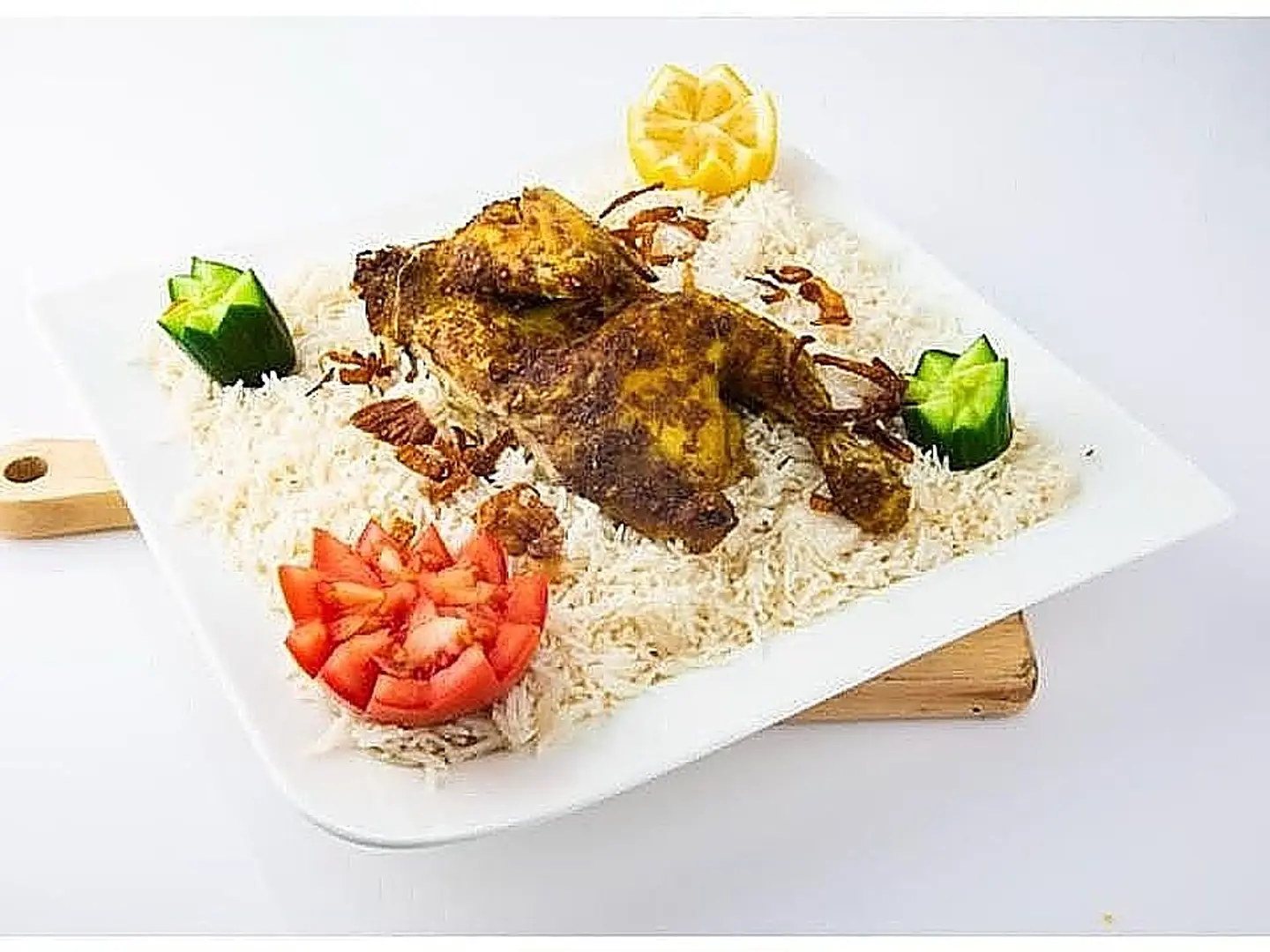 نص دجاج مندي