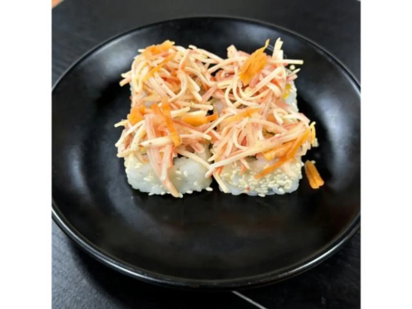 رول الكراب ستيك مع الفجل