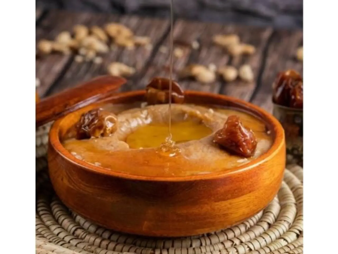 معصوب بالتمر