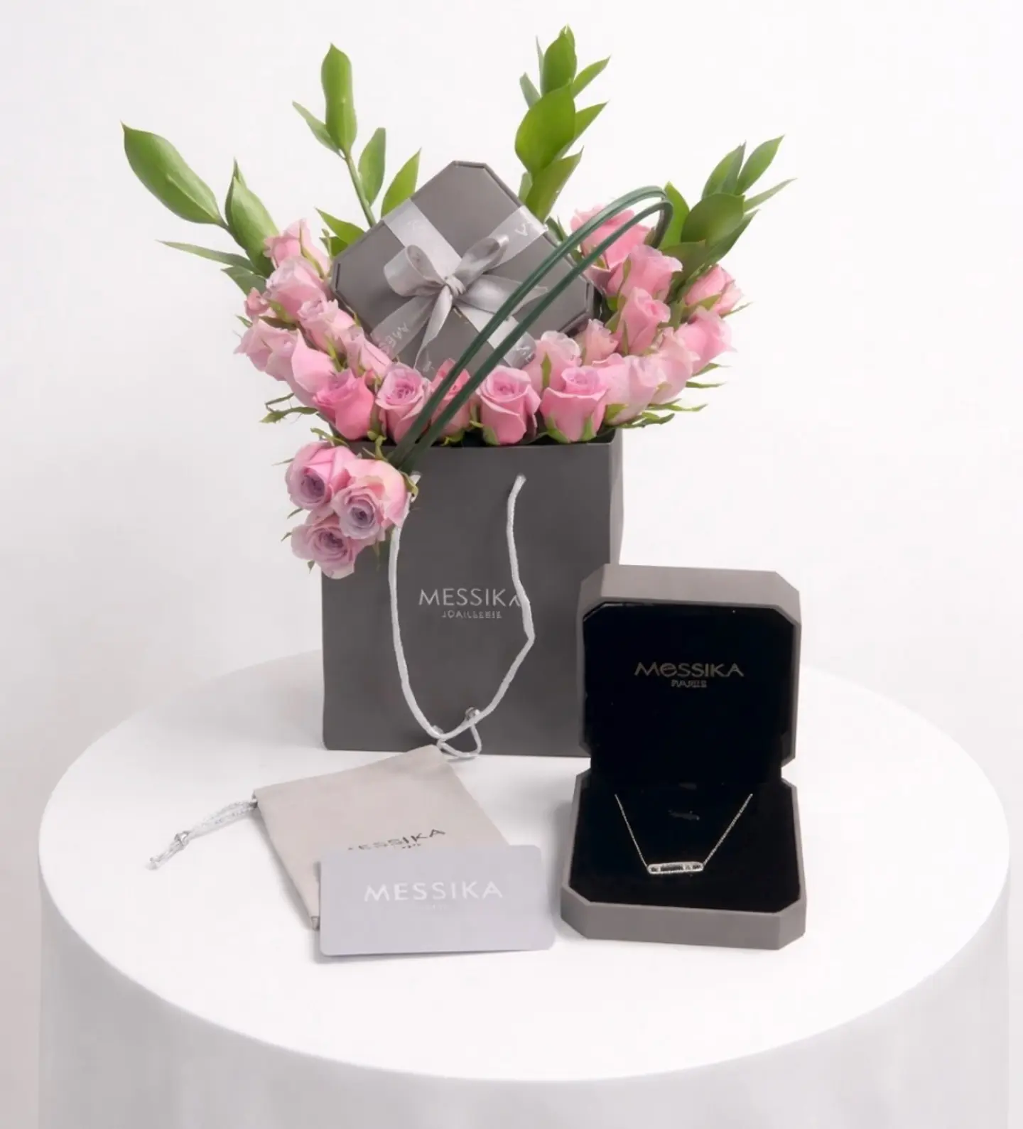 سلسال مسيكا بتنسيق فاخر مع كرت مجاني