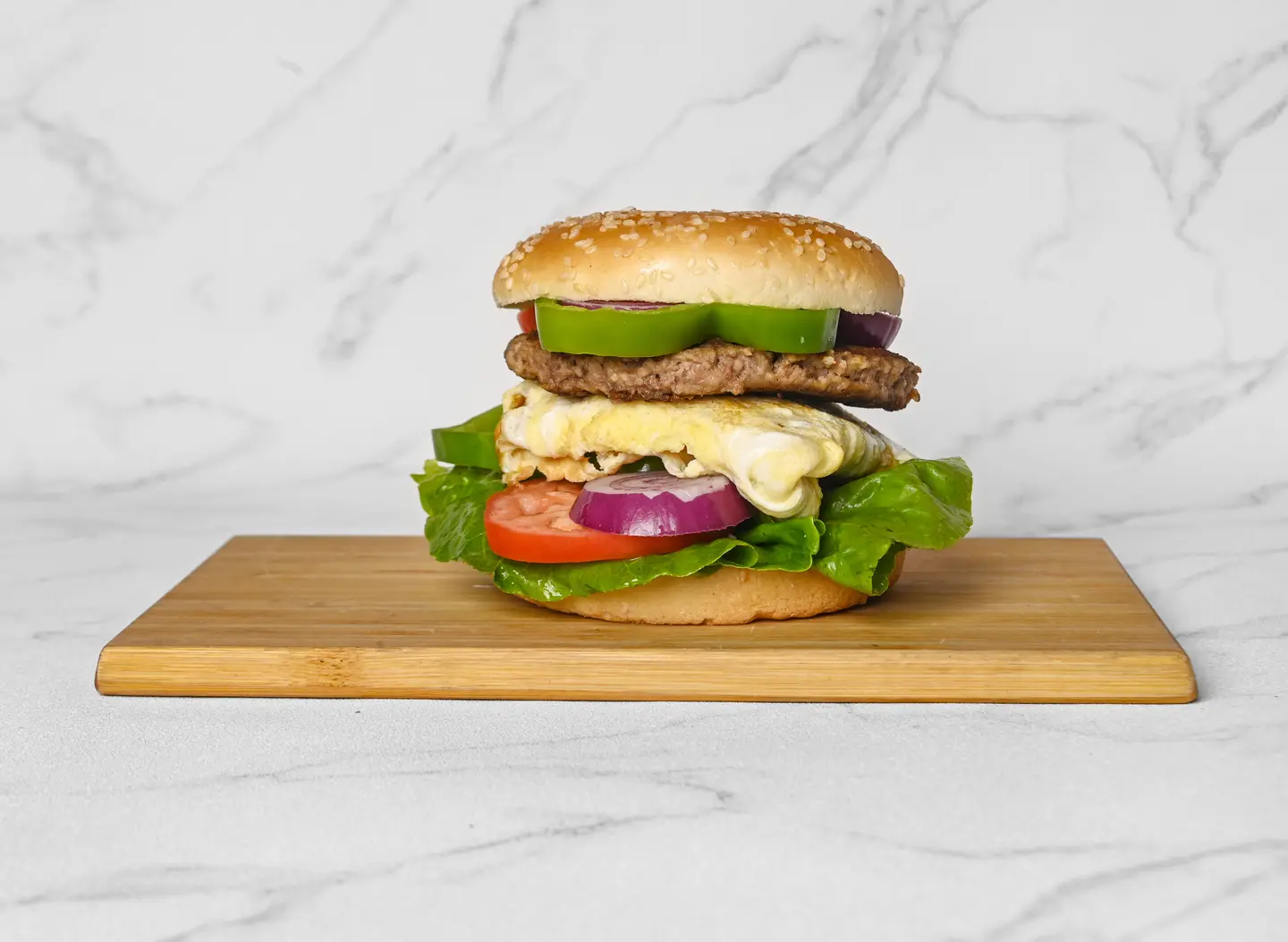 Aziz Burger With Eggs