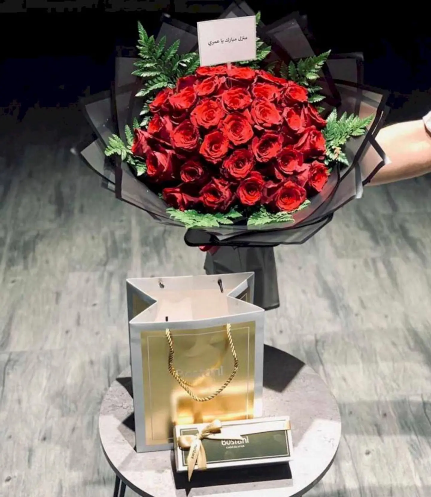Red Flower Bouquet With Patchi Chocolate
