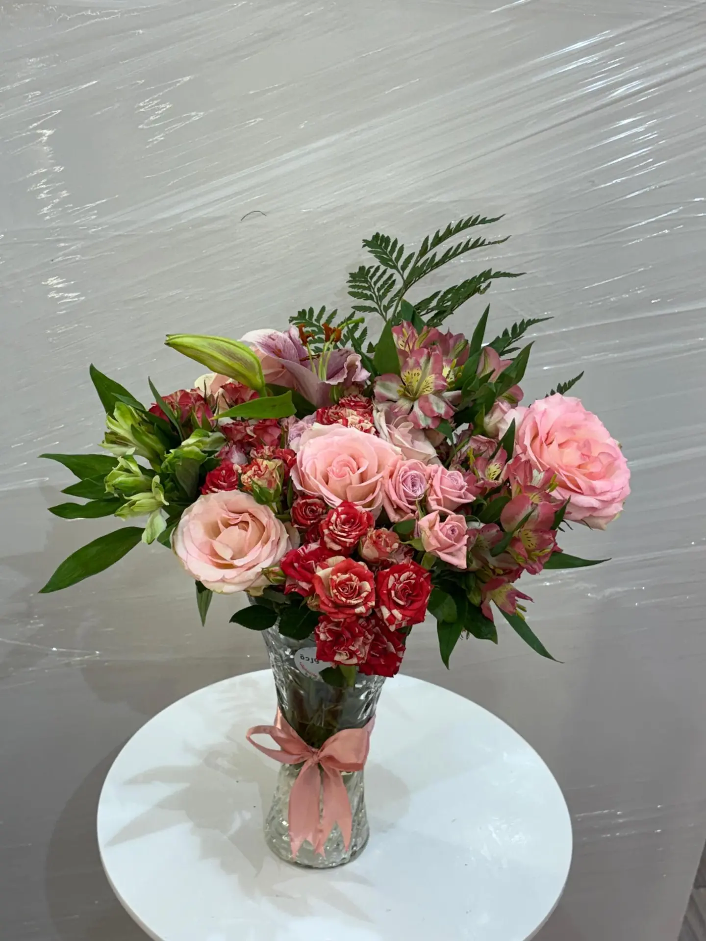 فازه زجاج ورد طبيعي