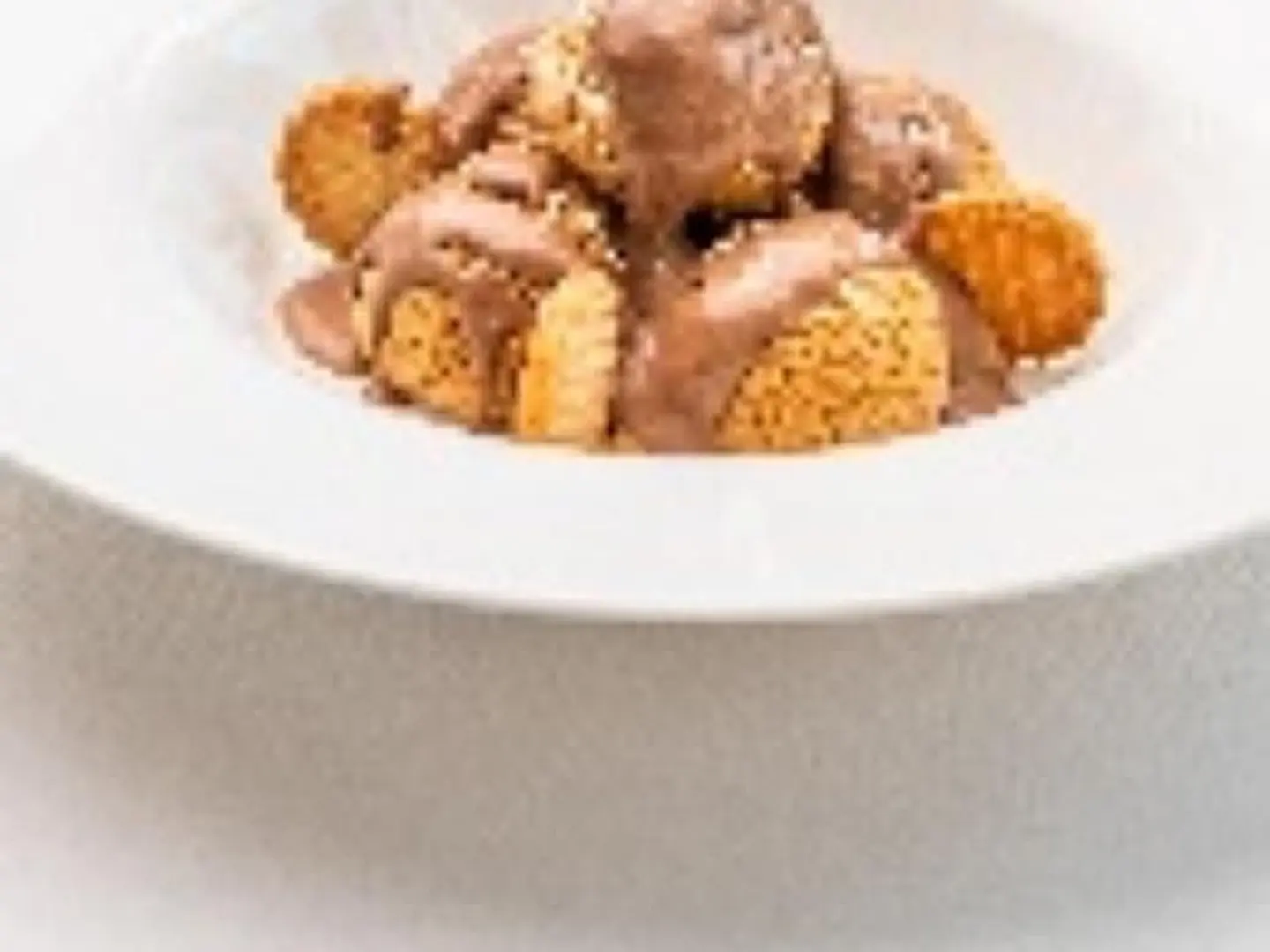 بروفيترولس آل شيكولاتو