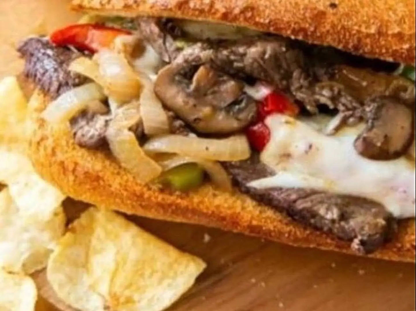 دجاج شطيرة فيلي ستيك بالفطر
