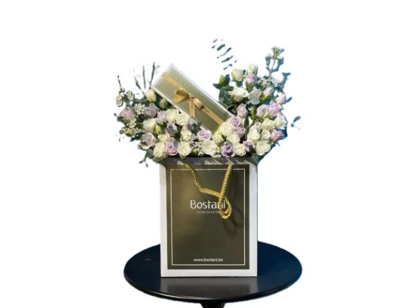 بستاني ورد أحن إلى لمسة يديك كظمآن إلى الماء